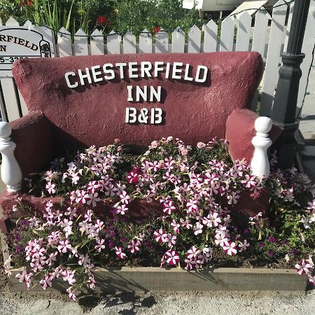 Chesterfield Inn Kelowna Exteriör bild